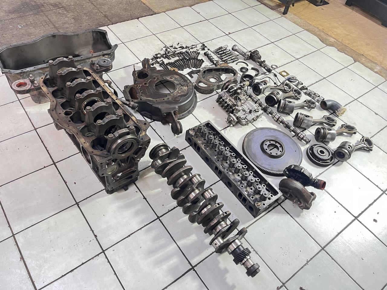 Mercedes Benz ADE 366 Ti Engine Spares - Image 8