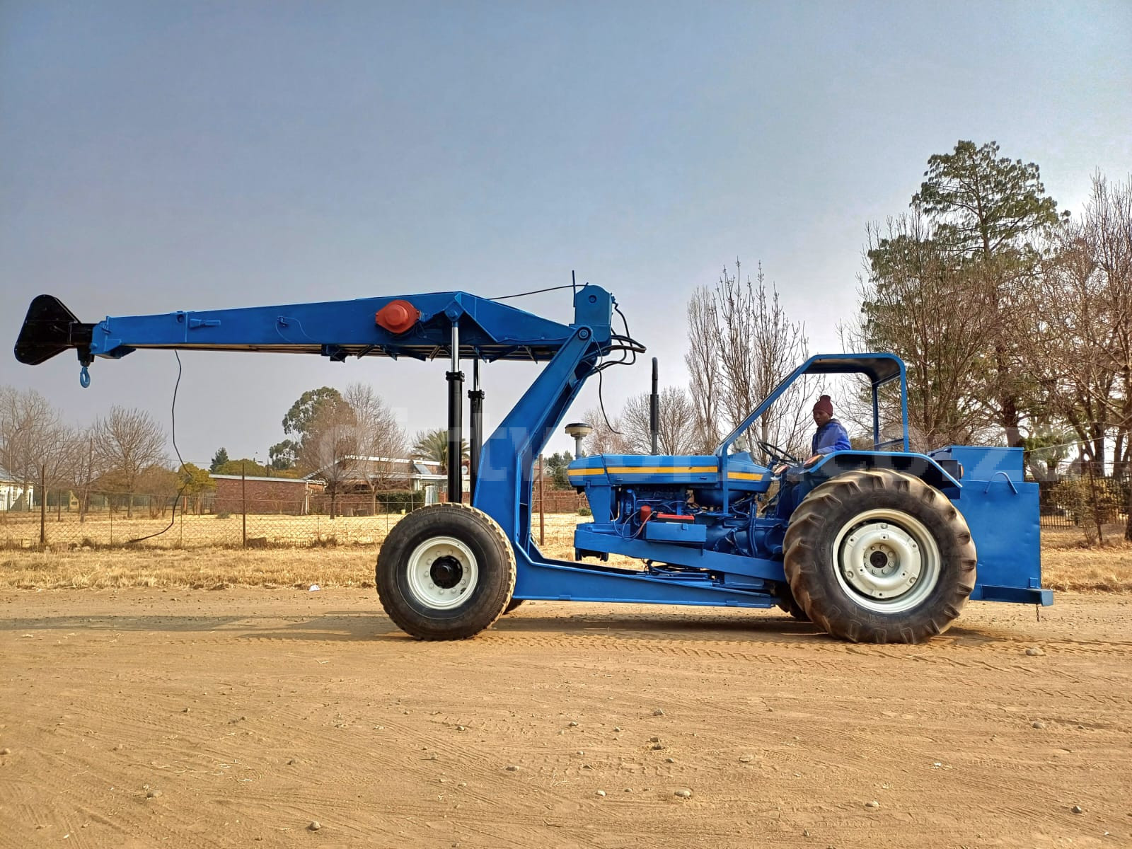 Ford Mobilift Carry Crane 7 Ton - Image 3