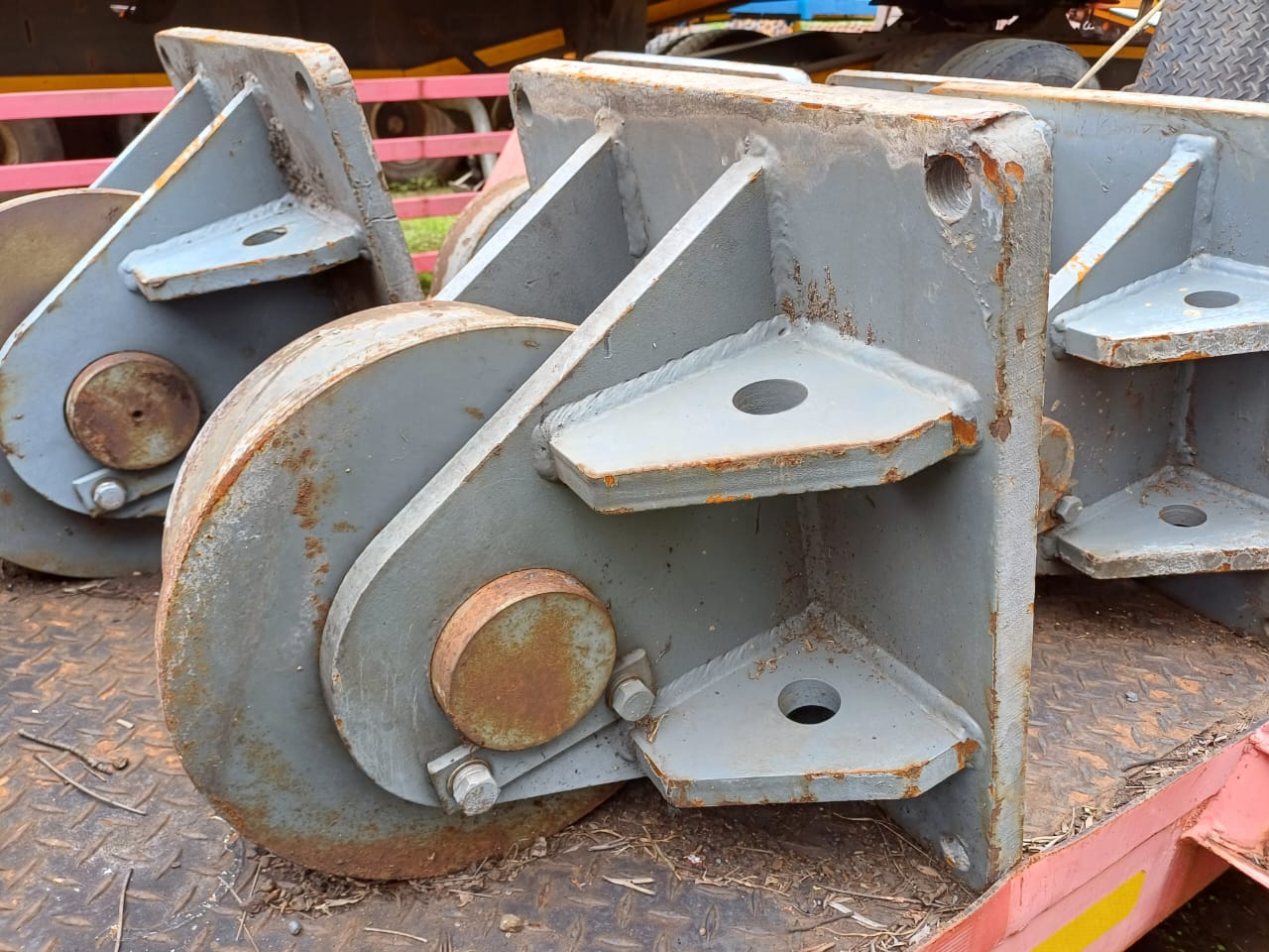 Single Flange Steel Wheel Caster with Fixed Bracket