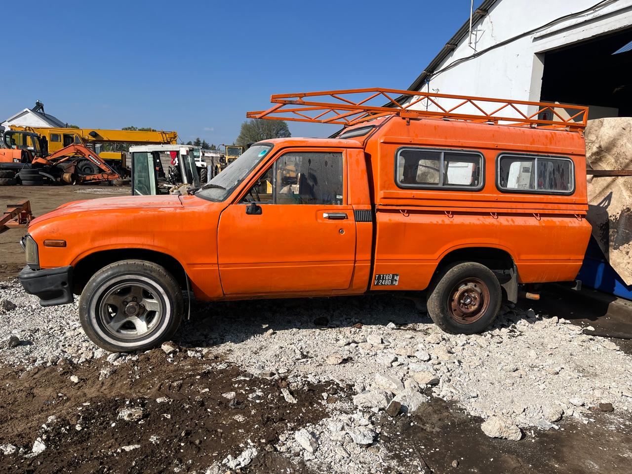 1980 Toyota RN30 Hilux Bakkie With Canopy