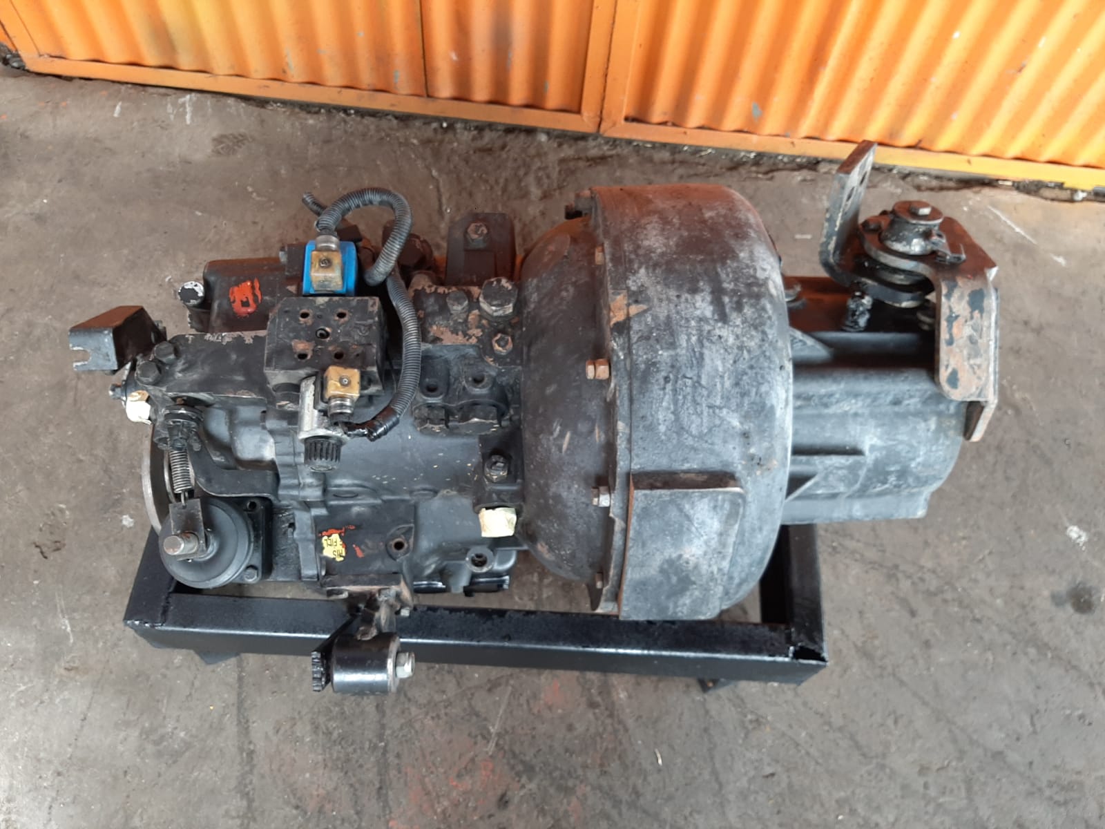 Manitou MLT 742 Gearbox COM-T4-2024 - Image 5