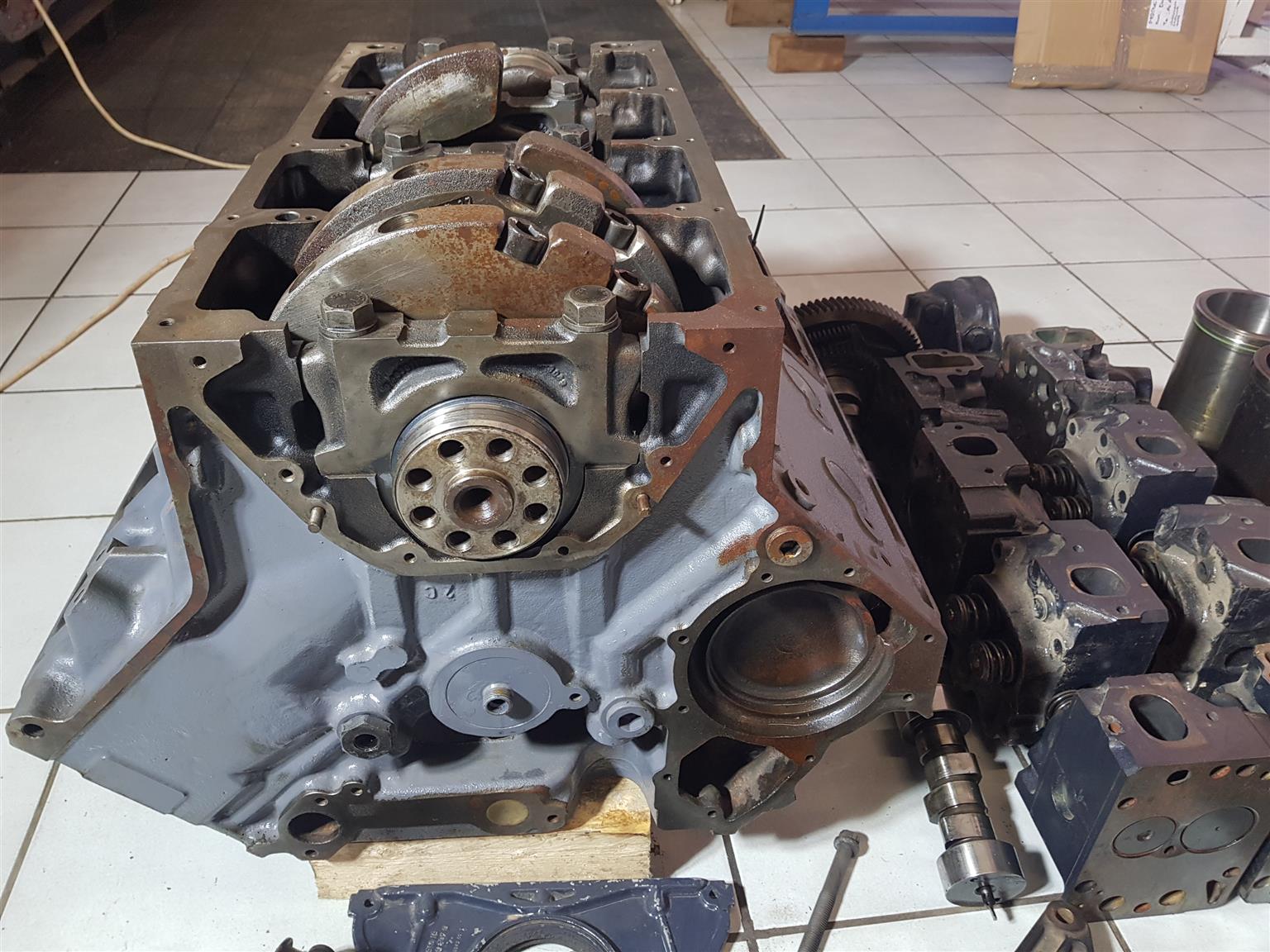 Mercedes Benz OM 402 T ADE Engine For Spares - Image 8