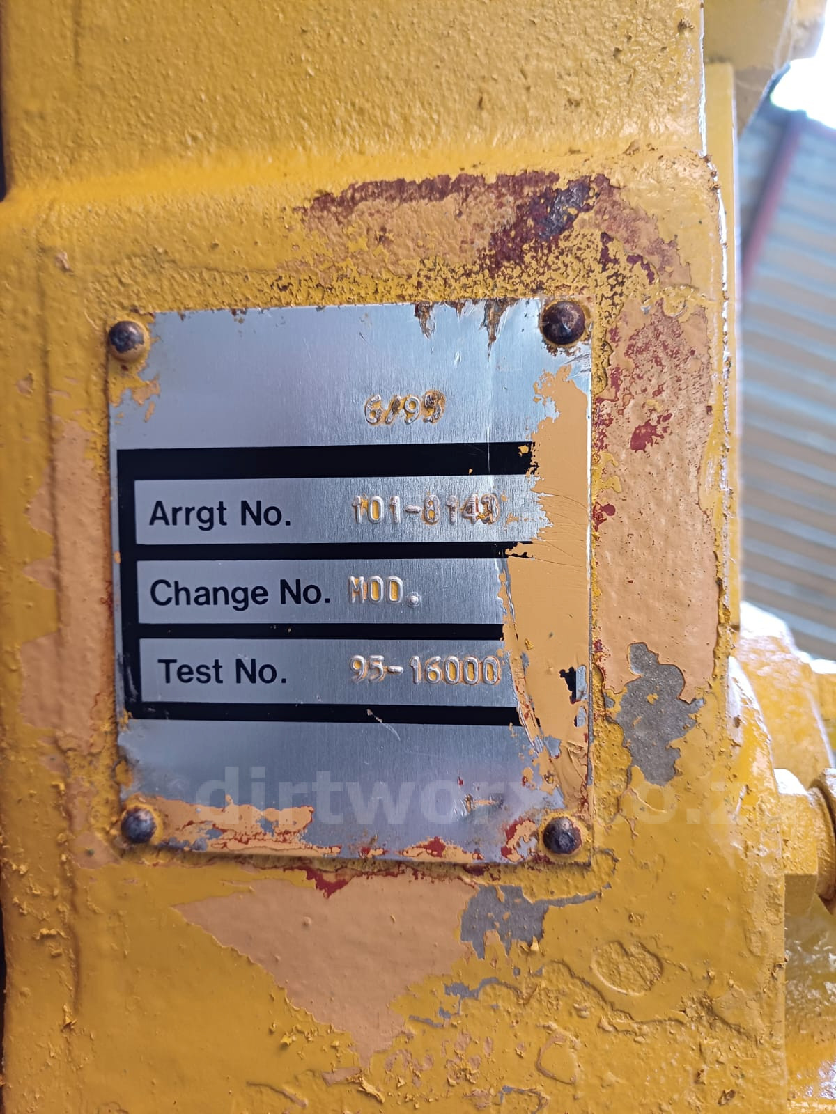 Caterpillar D300D Dropbox - Image 10