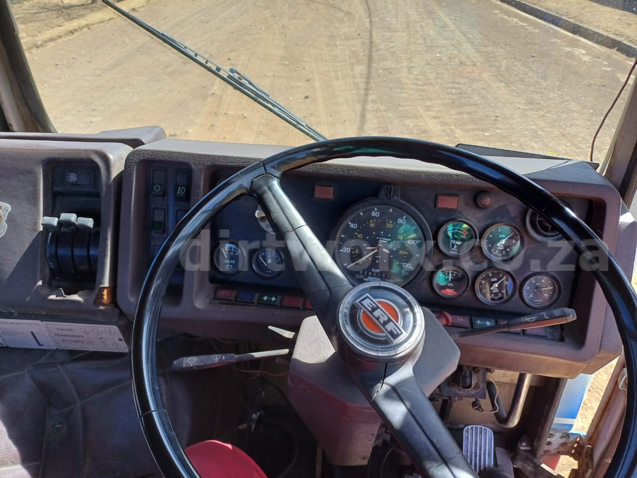 ERF 510 Horse Truck - Image 6