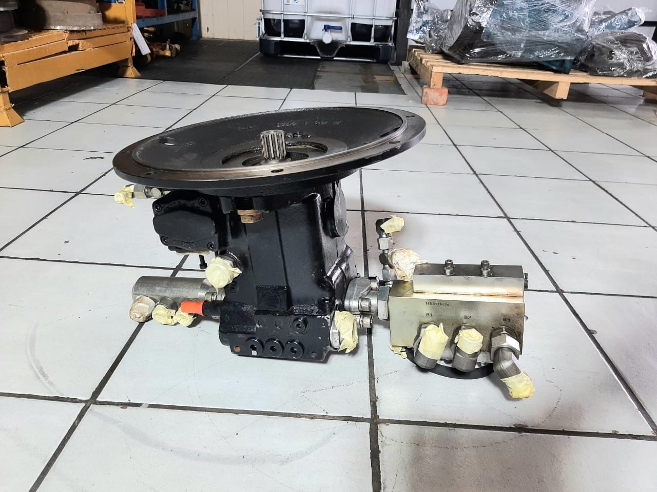 Rexroth Axial Piston Variable Pump A4VG40 - Image 6