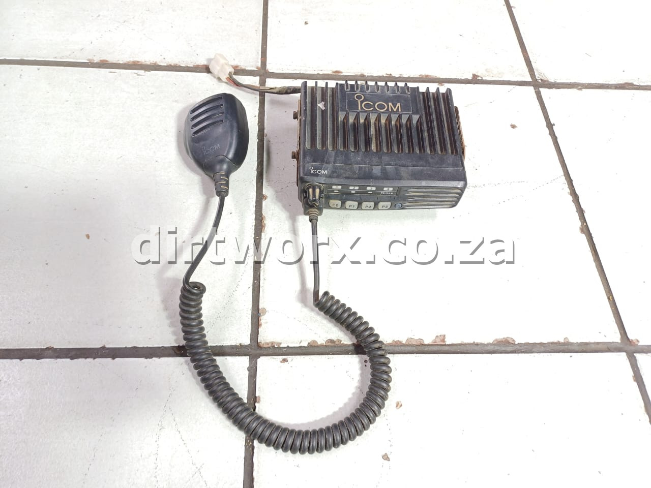 Icom IC-F5012 Two Way Radio - Image 2