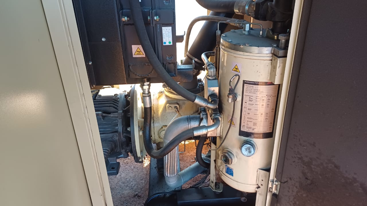 2011 Ingersoll Rotary Screw Air Compressor 75kW / 450CFM / 7,5 Bar - Image 17