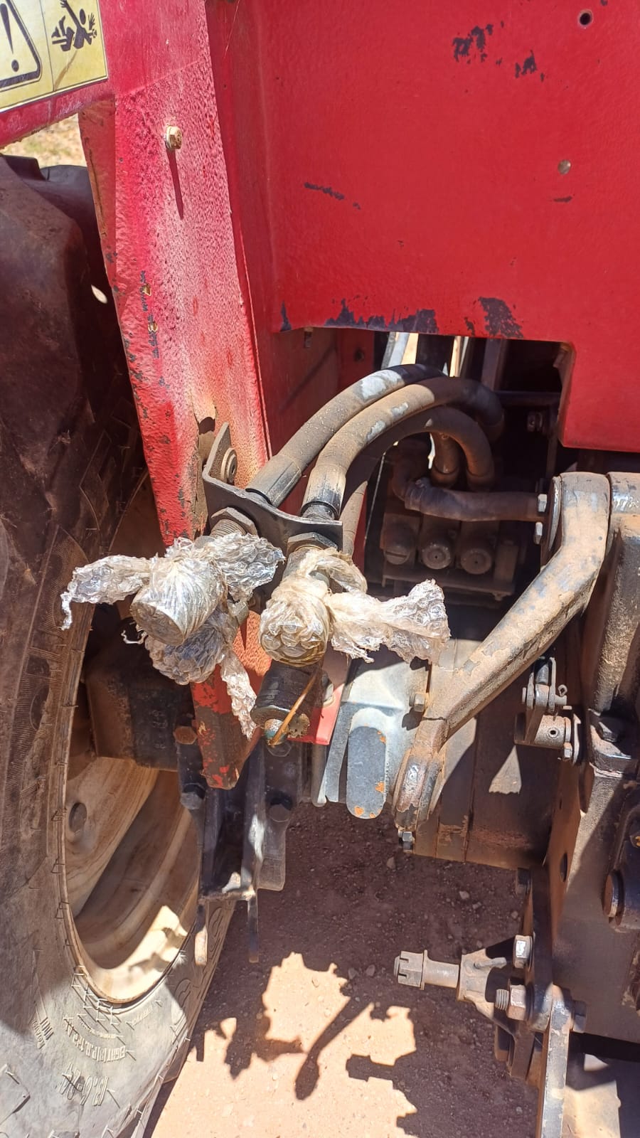 YTO-404 Tractor Backend - Image 7