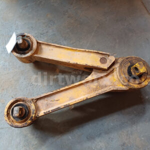 Bell B20D Front Differential Axle Tri-Link