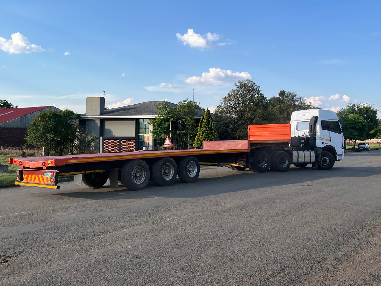 2010 Afrit Stepdeck Flatdeck Trailer