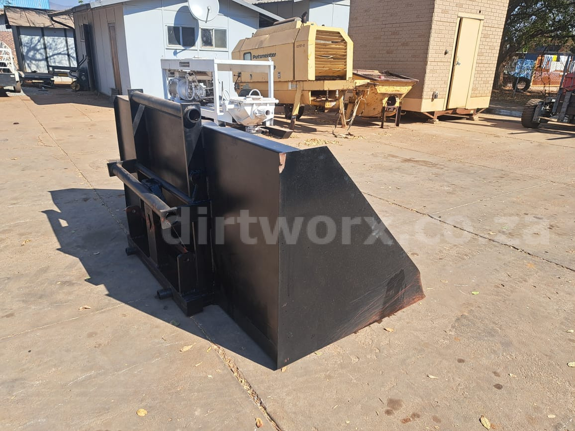 Telehandler Loader Bucket - Image 5