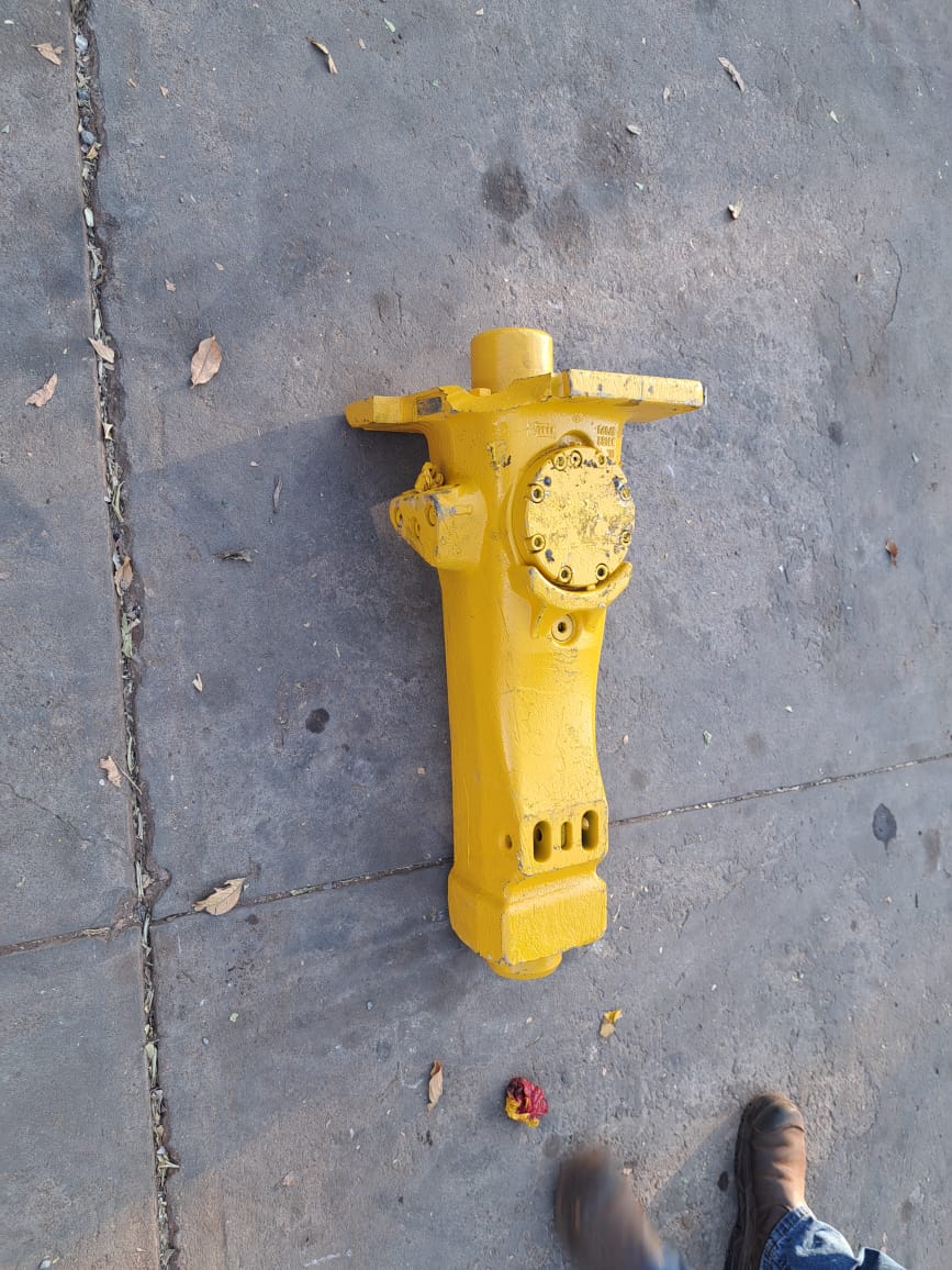 Epiroc Hydraulic Concrete Breaker - Image 7
