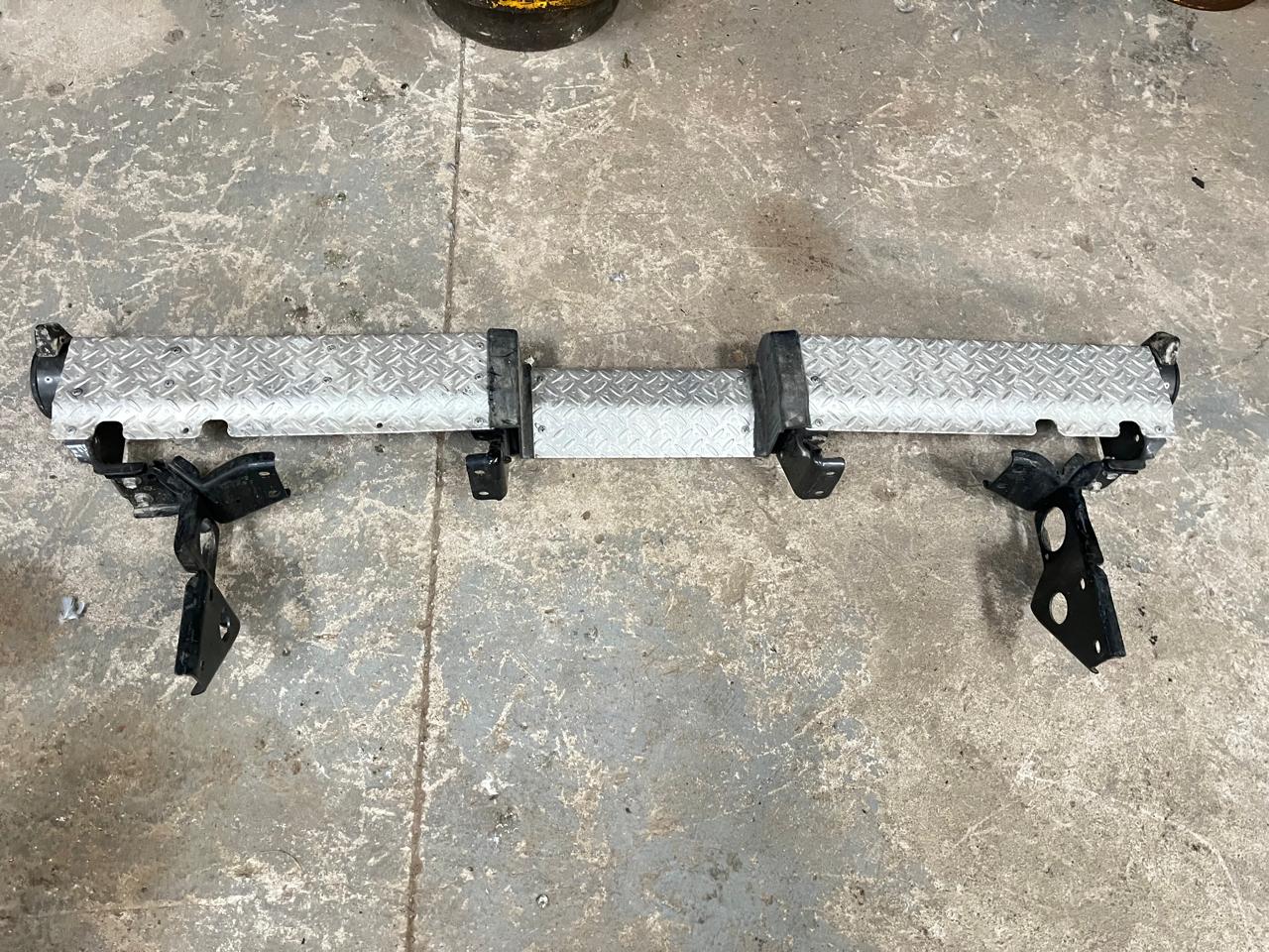 Toyota Land Cruiser FJ70/FJ75/FJ79 Steel Rear Step Bumper - Image 6