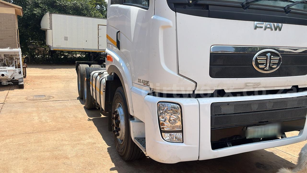 2020 FAW J5N 420 FT - Image 4