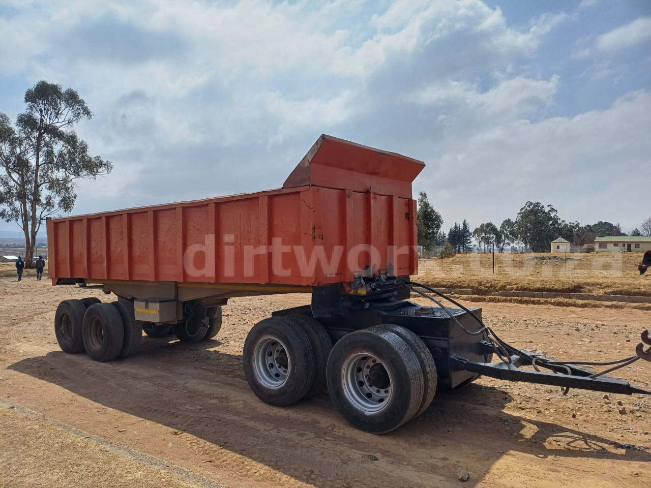 Henred Tipper Trailer 18 Ton - Image 5