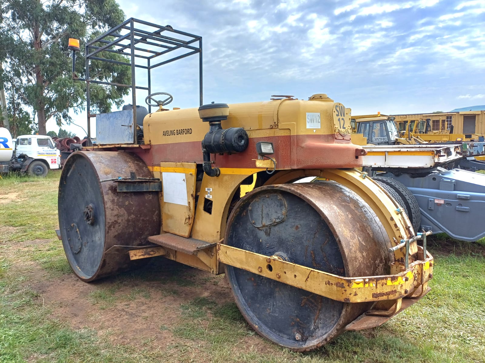 Smooth Drum Roller 15 Ton Deutz Engine