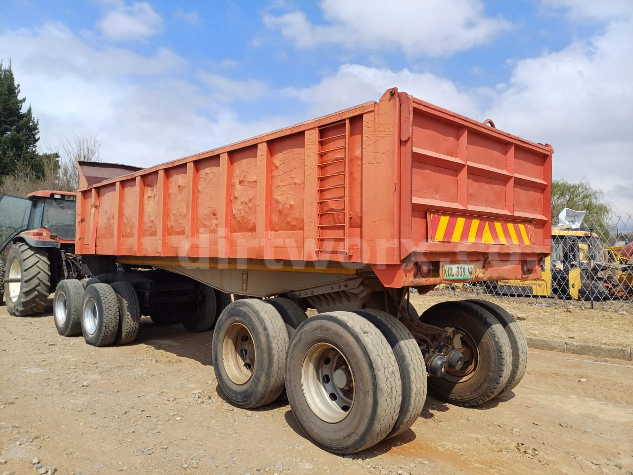 Henred Tipper Trailer 18 Ton - Image 6