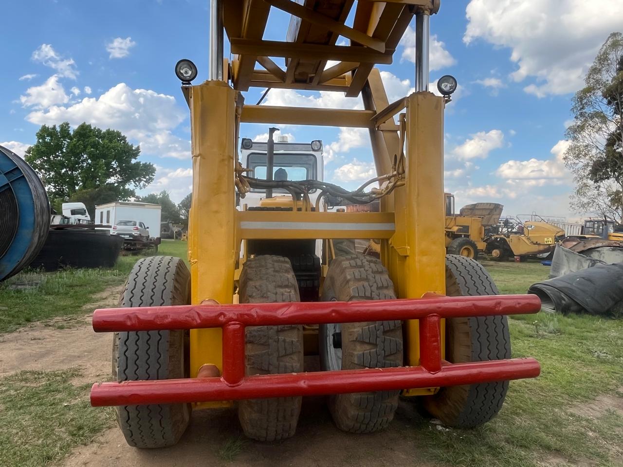 Ford Mobilift Carry Crane 12 Ton - Image 11