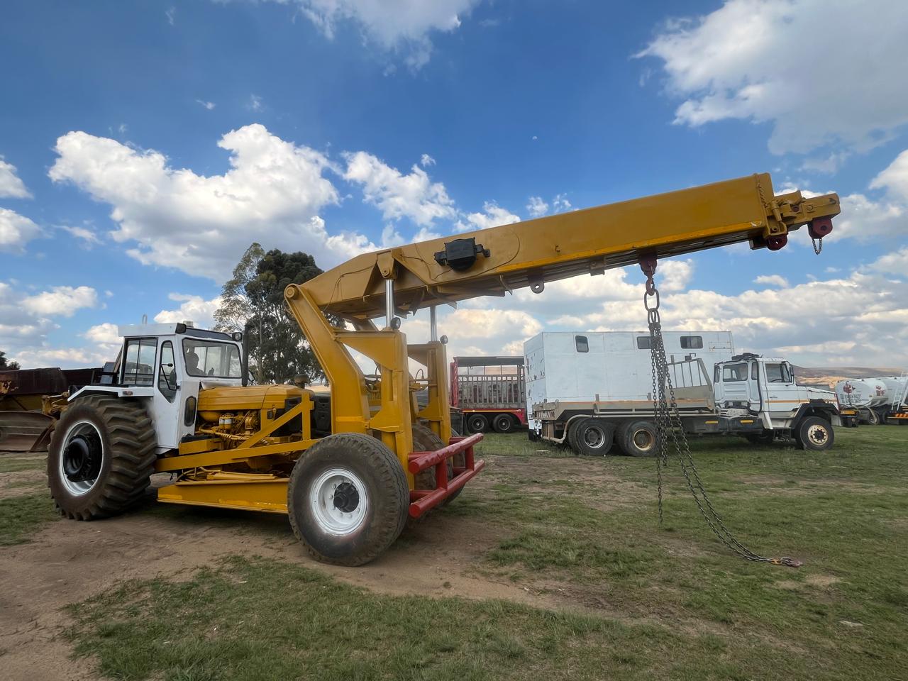Ford Mobilift Carry Crane 12 Ton - Image 3