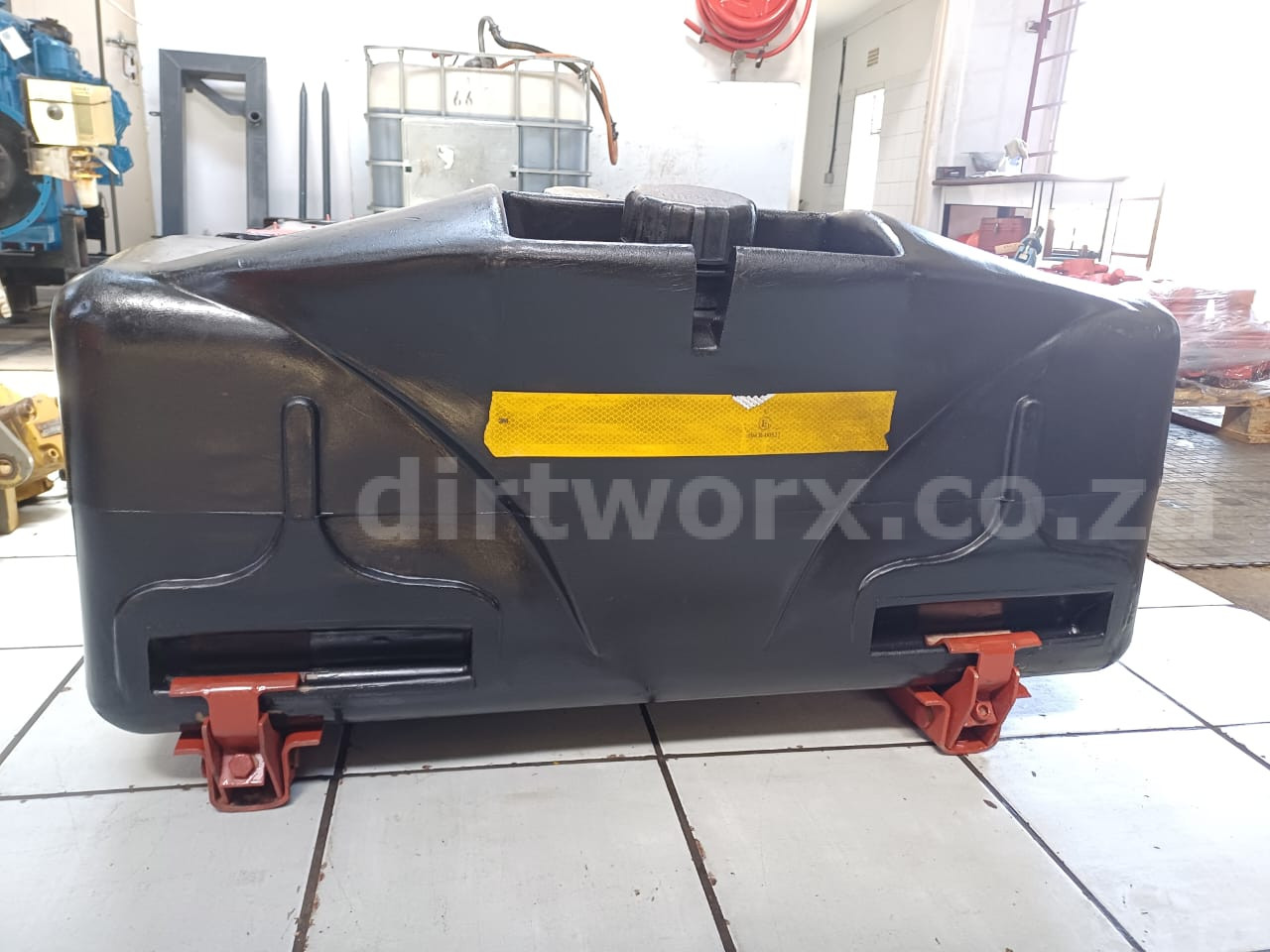 Truck Diesel Tank 230L - Image 7