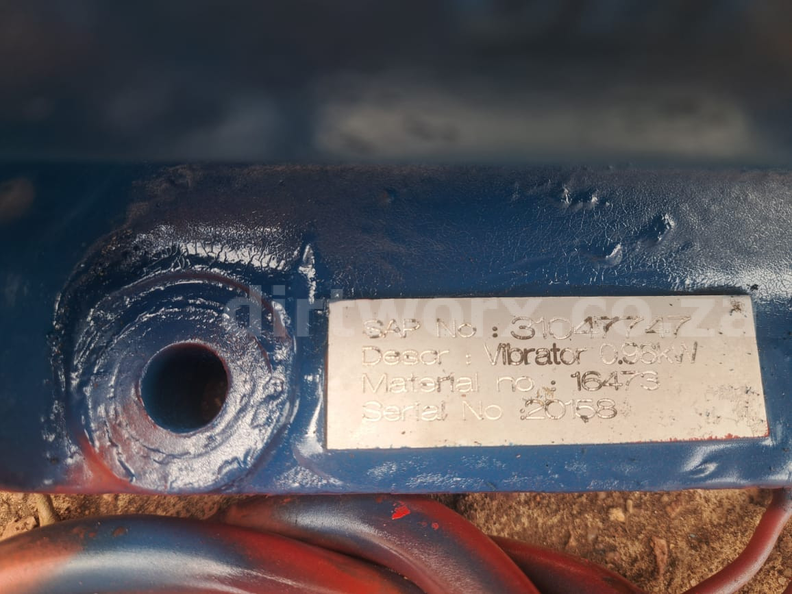 Mining Vibrating Motor 0,96kW - Image 5