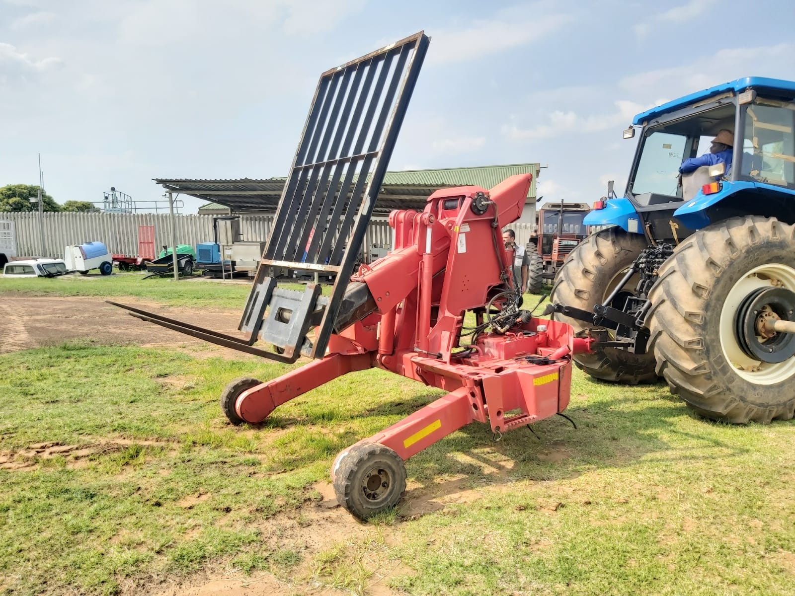 Forklift Tractor Attachment 2,5 Ton - Image 8