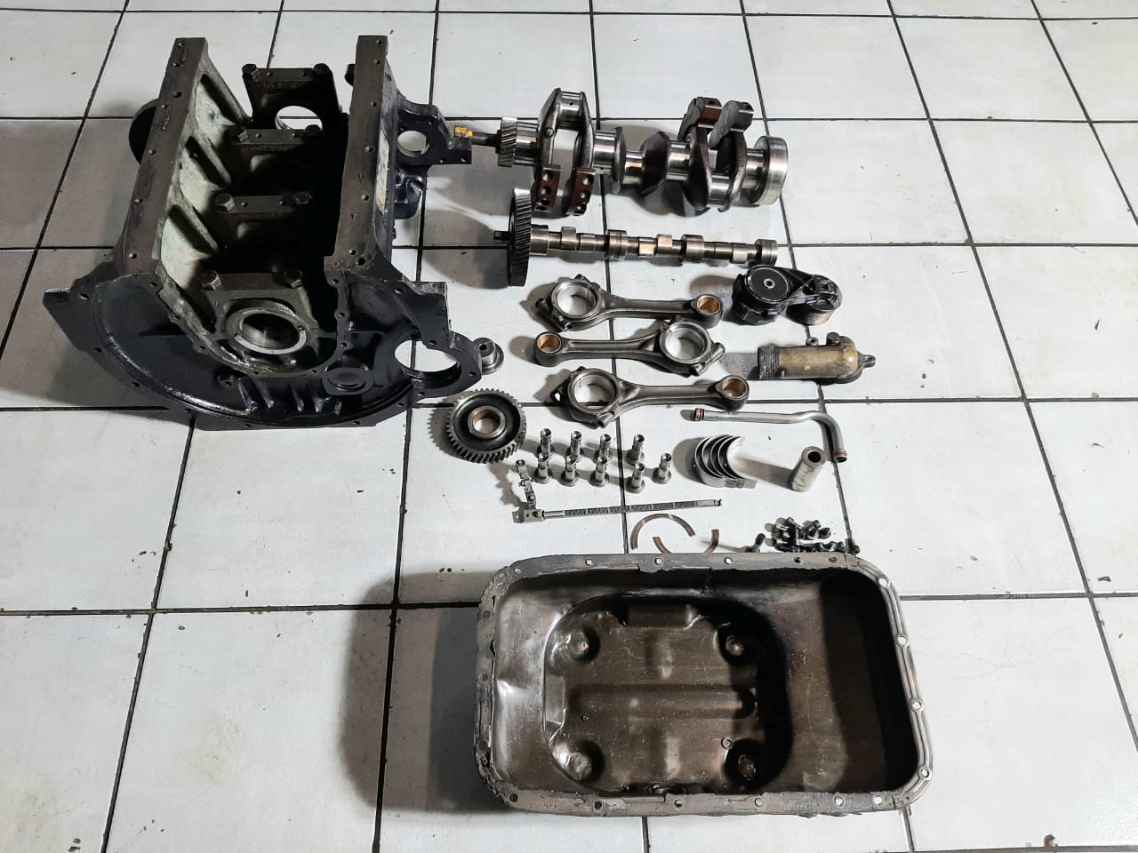 Deutz F3L812 Engine - Image 9