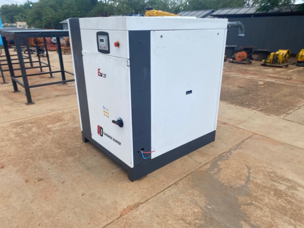 2010 Gardner Denver 37kW Rotary Screw Air Compressor 206 cfm - Image 10