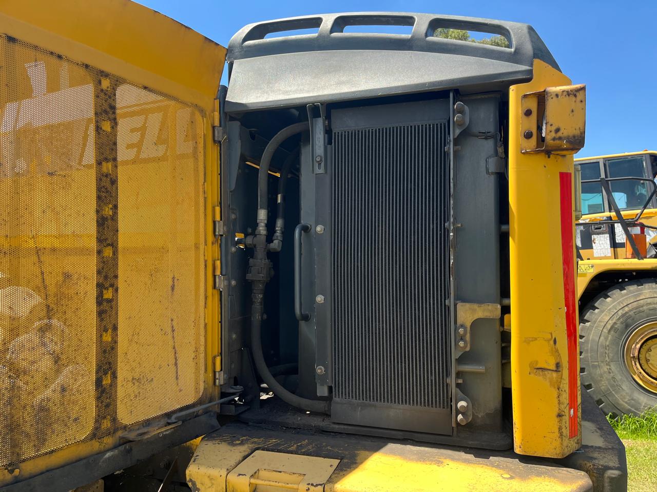 Bell L2606E Front End Loader Stripping For Spares - Image 13