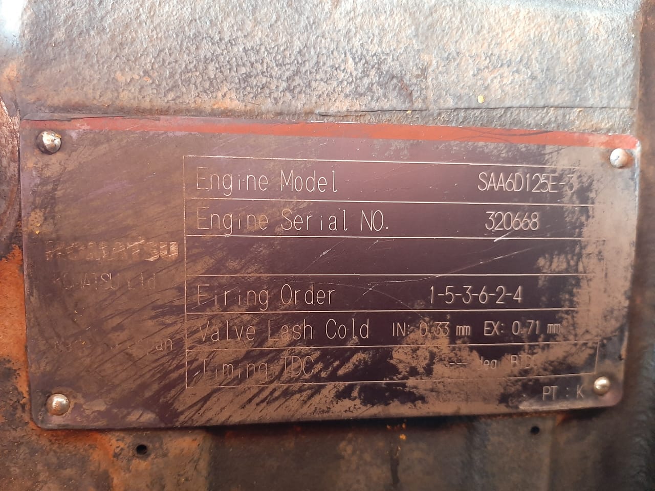 Komatsu 6D125E-3 Engine - Image 10