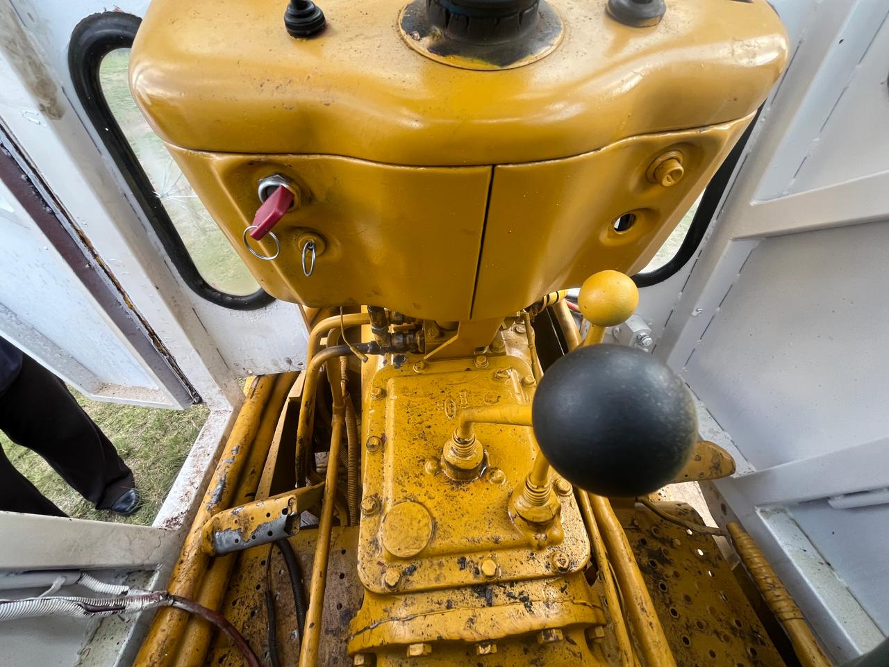 Ford Mobilift Carry Crane 12 Ton - Image 13