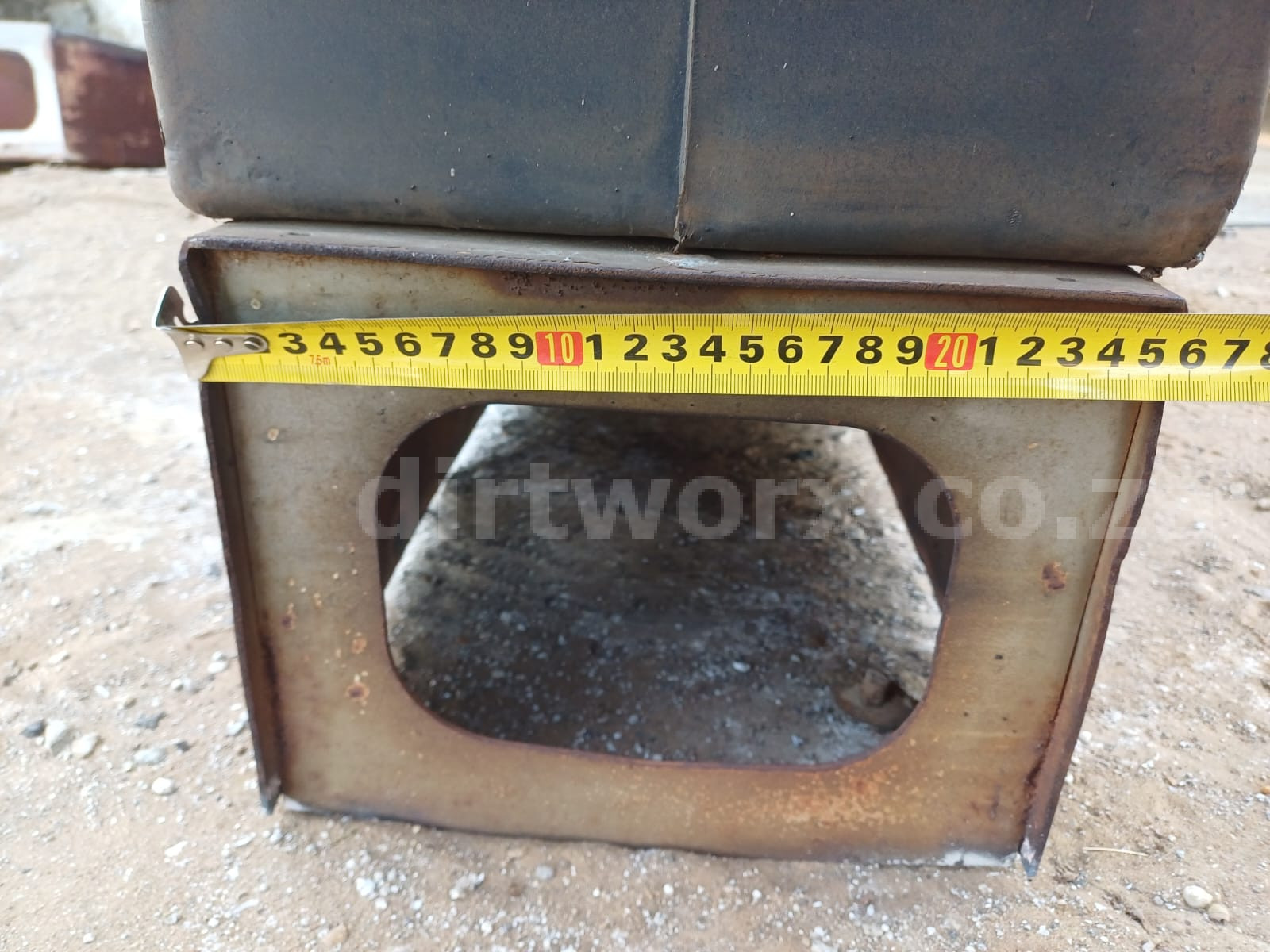 Plastic A-Frame Trailer Divider H 1520mm x W 820mm - Image 9