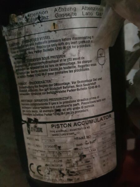 Two Way Hydraulic Cylinder - Image 6