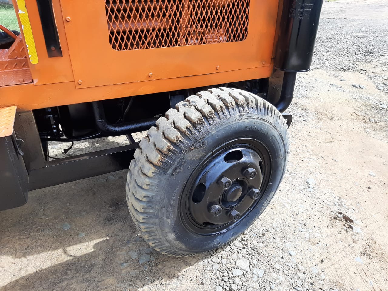 2012 Engine Puller 7 Ton Winch For Power Line - Image 12