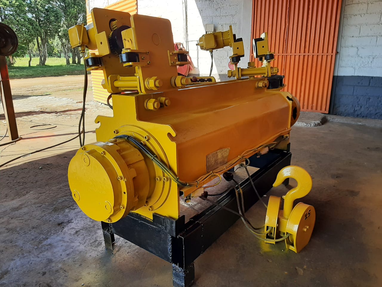 Tusker Electric Wire Rope Hoist 5 Ton - Image 12