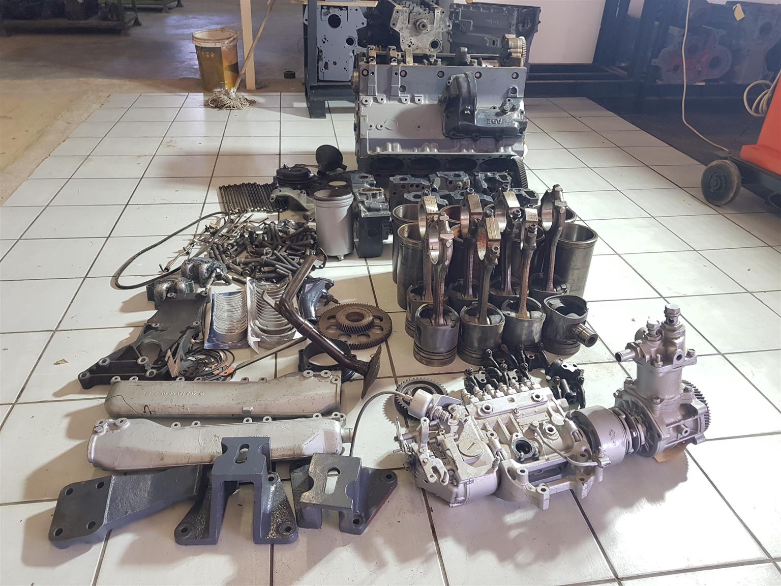 Mercedes Benz OM 402 T ADE Engine For Spares