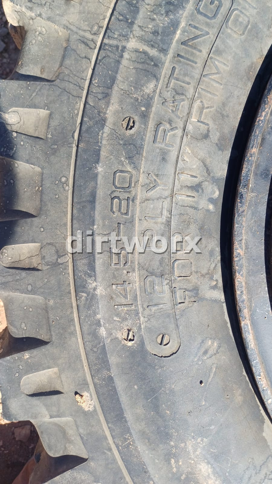 Tyre with Rim 14.5-20 - Image 8