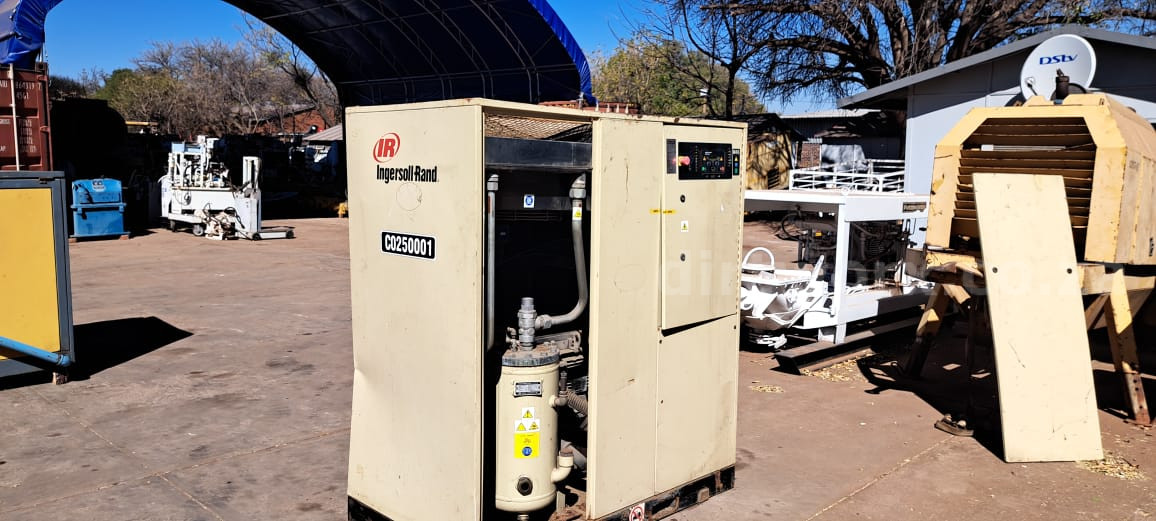 Ingersoll Rand ML45 Compressor 261cfm