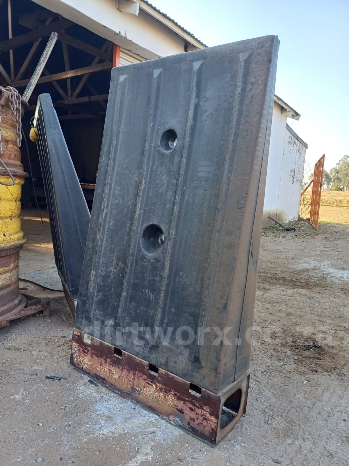 Plastic A-Frame Trailer Divider H 1520mm x W 820mm - Image 7