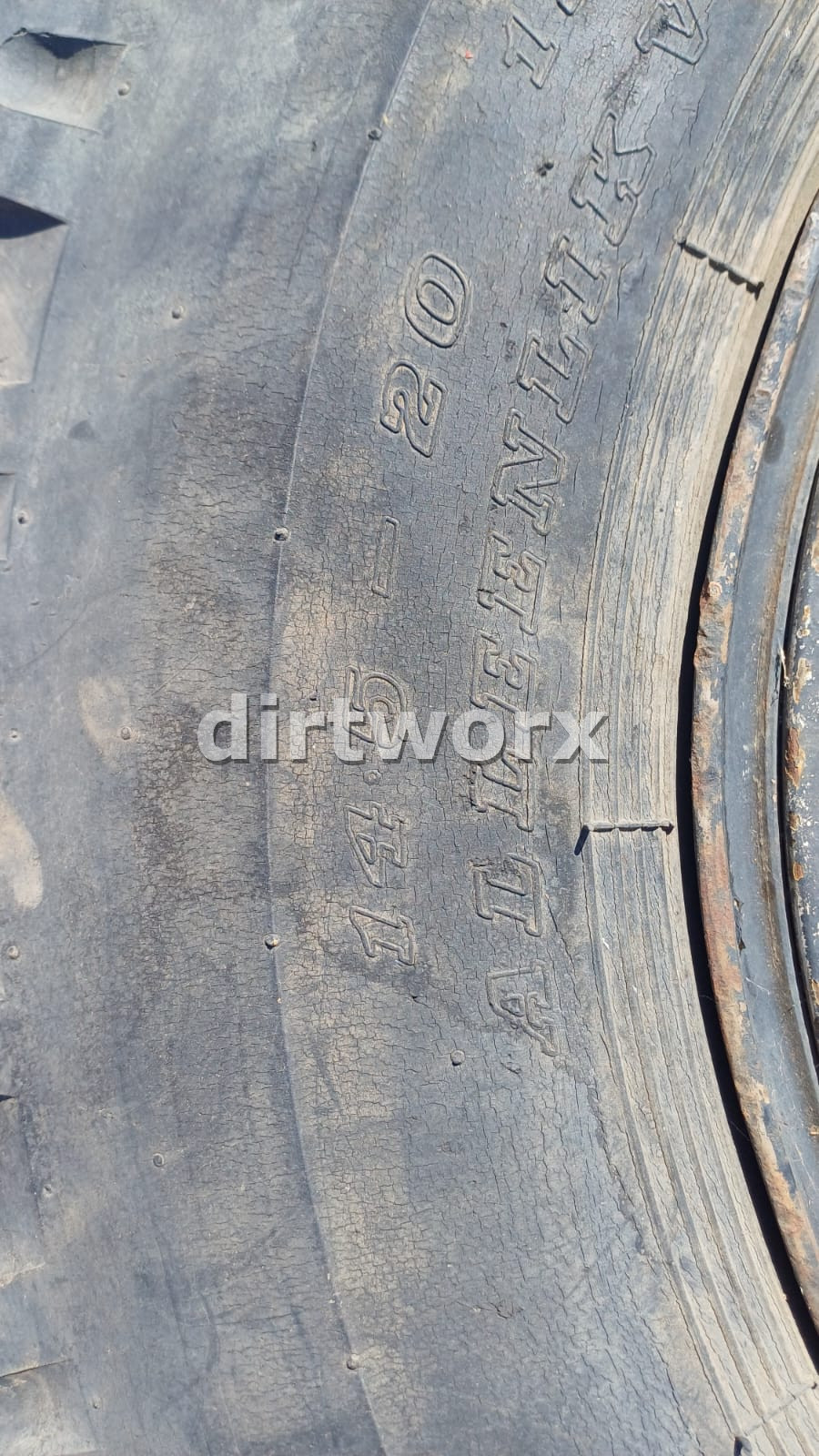 Tyre with Rim 14.5-20 - Image 10