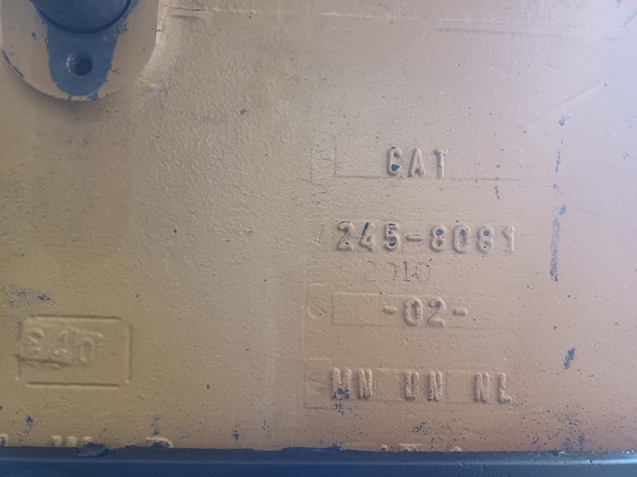 Caterpillar 740 ADT Transmission - Image 14