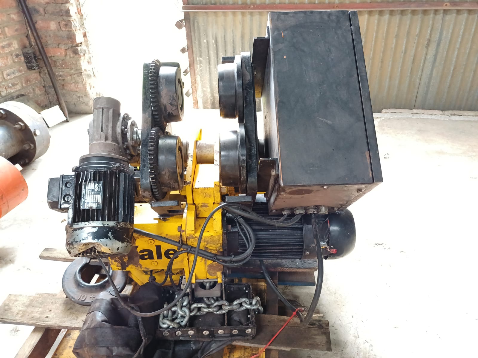 Yale Electric Travel Beam Chain Hoist 10 Ton - Image 13