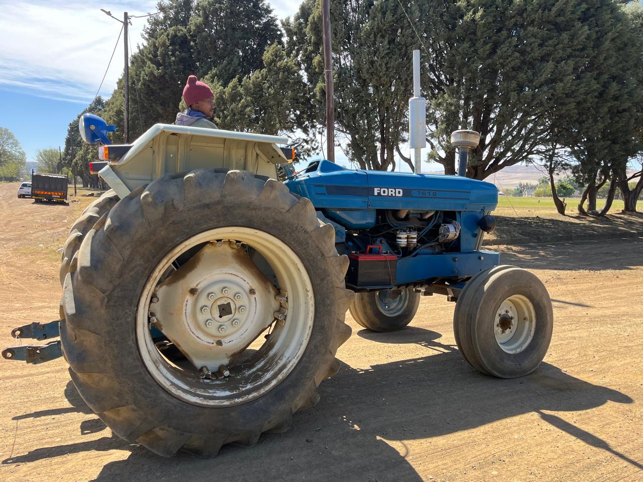 Ford 7610 Tractor - Image 9
