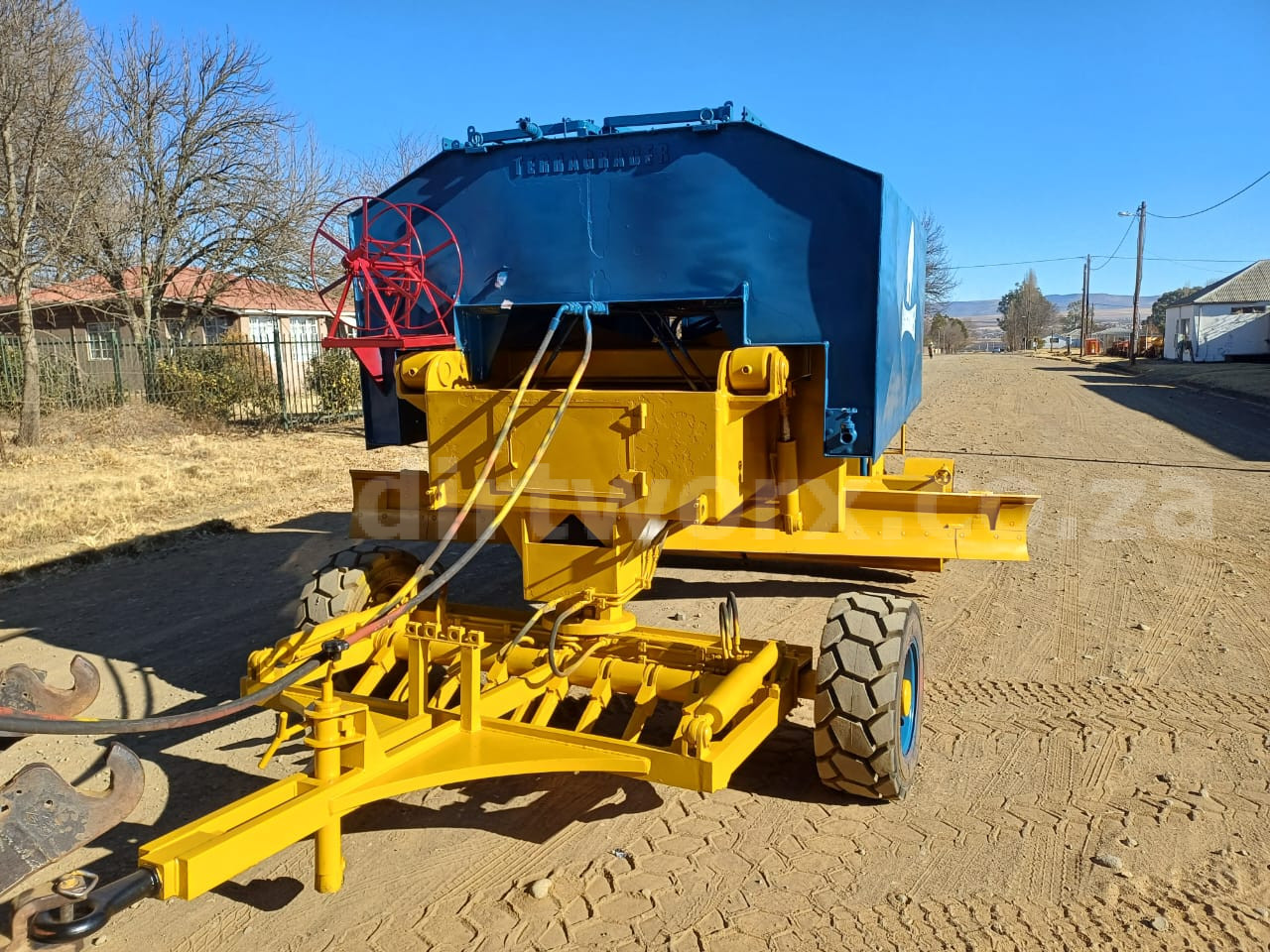 Sleepskraper met Roller Ripper en Watertank - Image 18