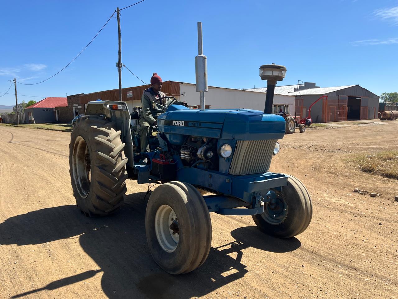 Ford 7610 Tractor - Image 5