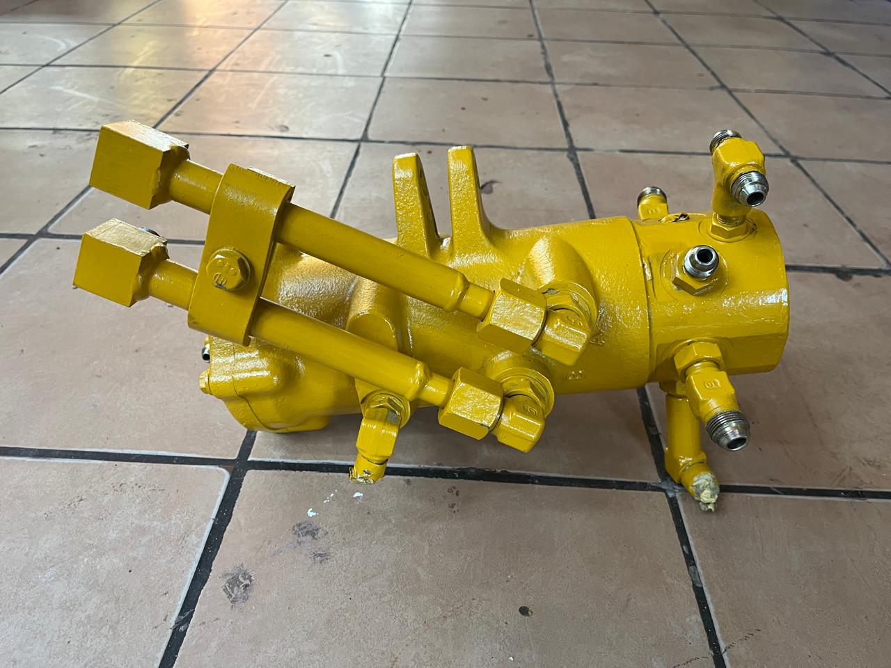 Komatsu Excavator Swivel Center Joint Rotor 703-08-91810 - Image 5