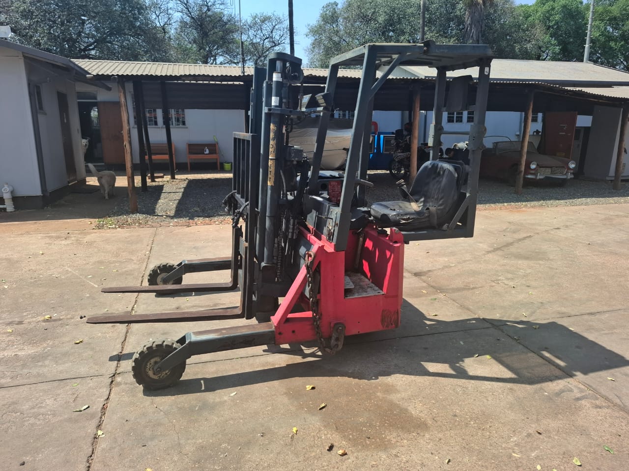 Forklift 1.5 Ton Moffett Piggyback - Image 3