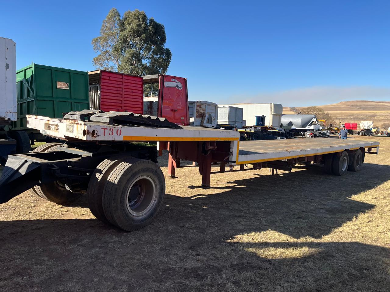 Henred Stepdeck Lowbed Trailer 12.5m - Image 3