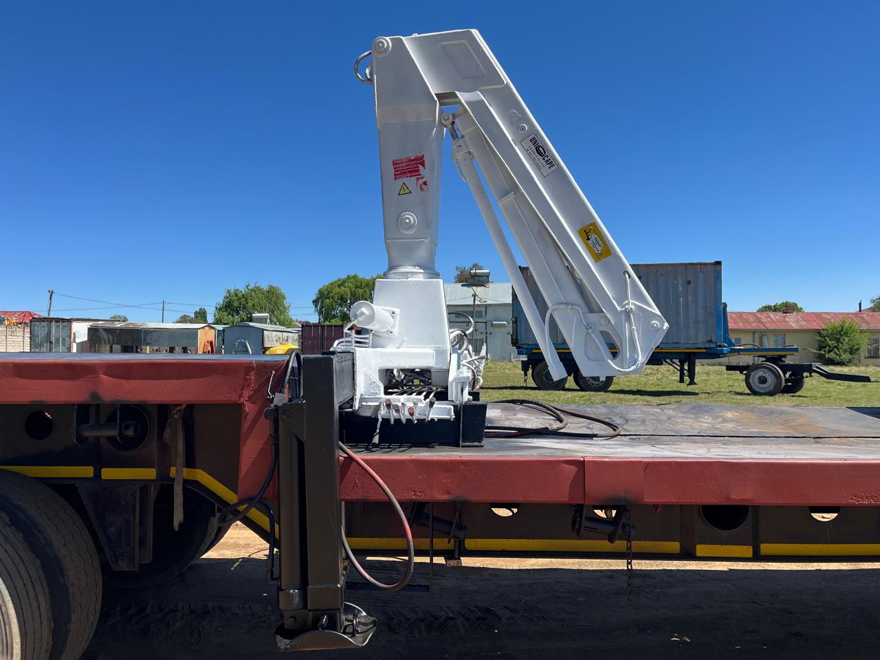 HAP 1040 Truck Crane - Image 3