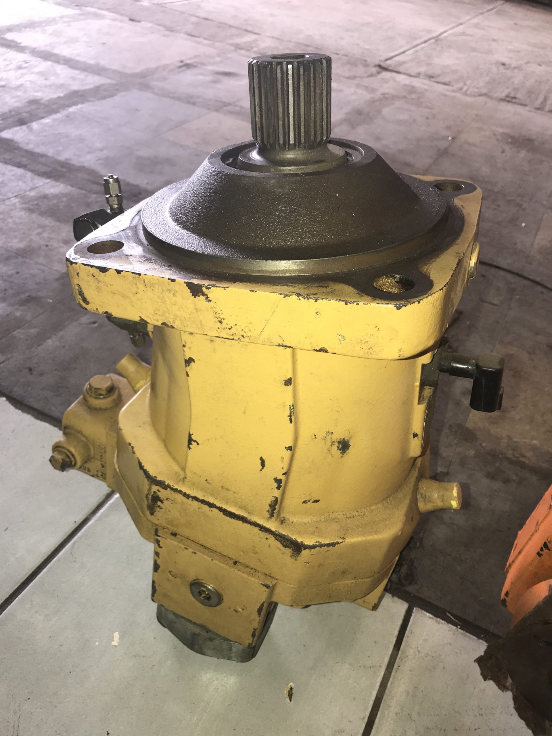 CAT 243-6645 Axial Piston Motor - Image 2